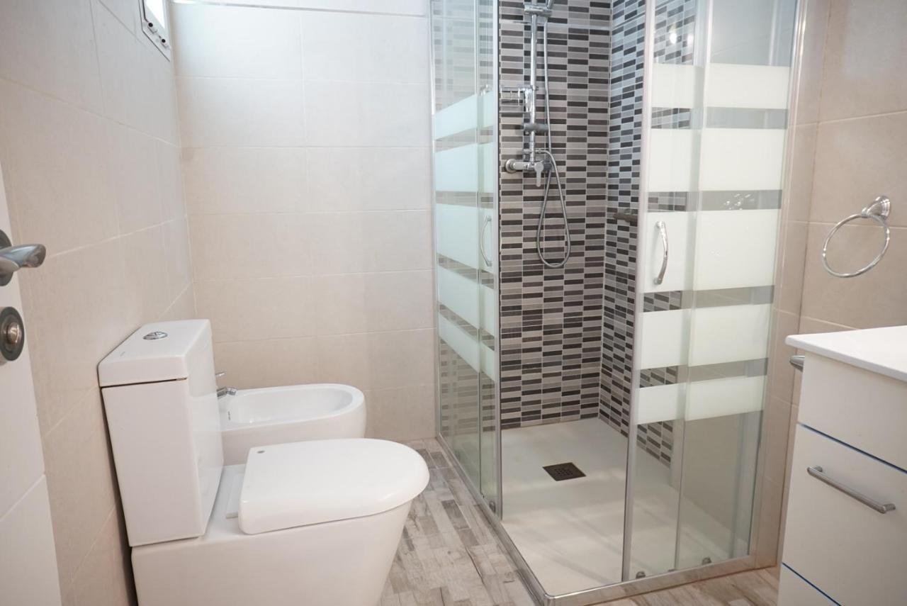Centrico Y Amplio En Malaga Apartment Exterior photo